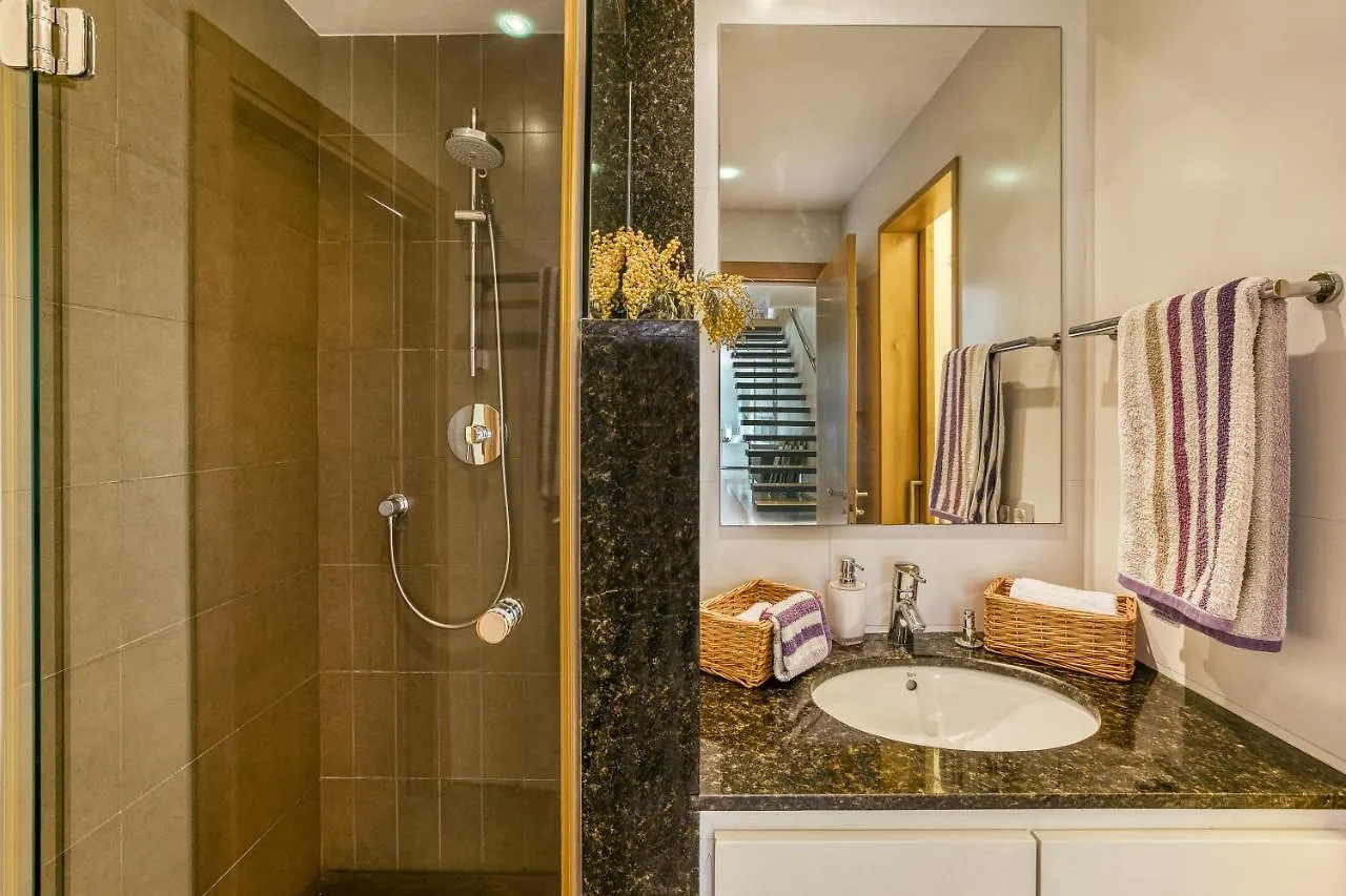 יפראנק Blueview Villa