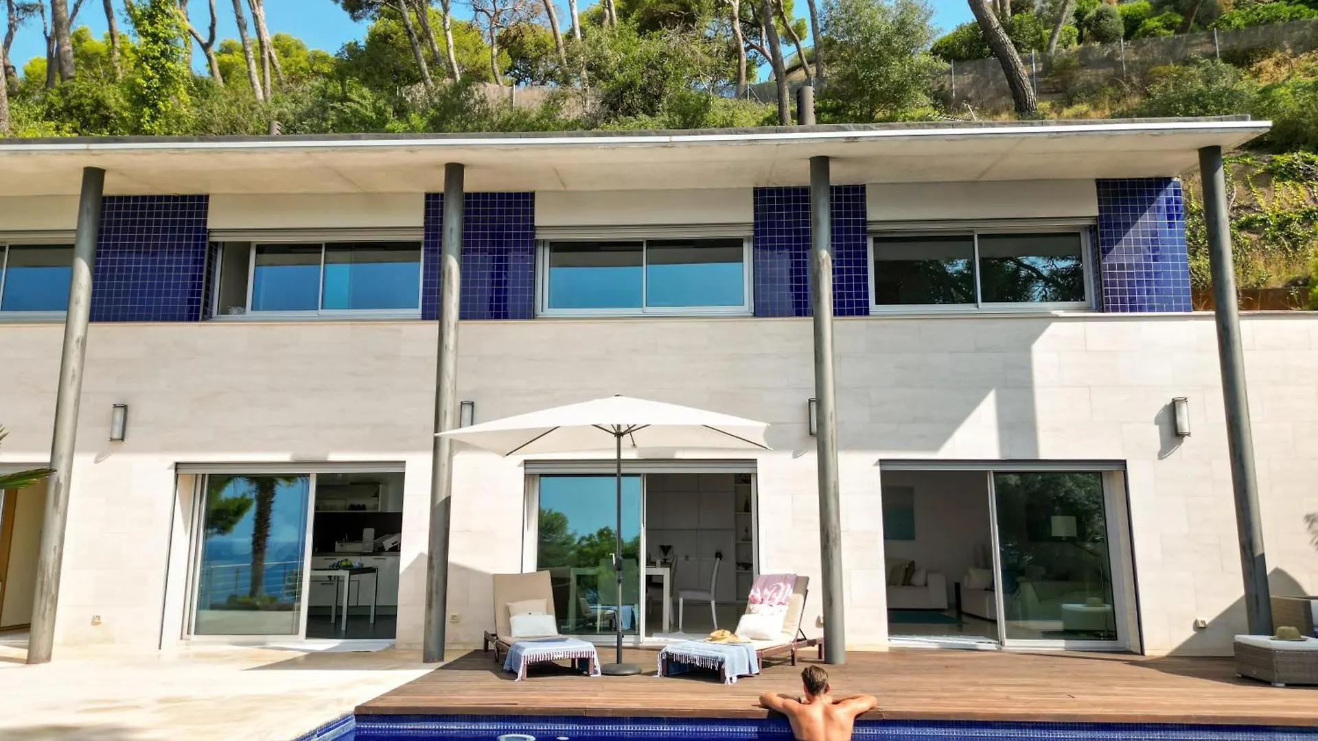יפראנק Blueview Villa